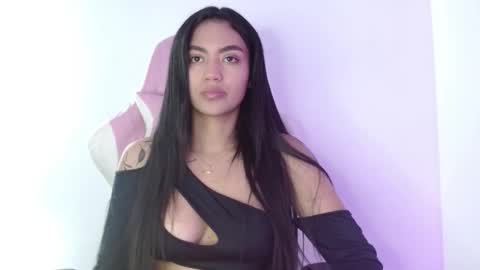 Alahia sweet official online show from November 4, 8:30 pm