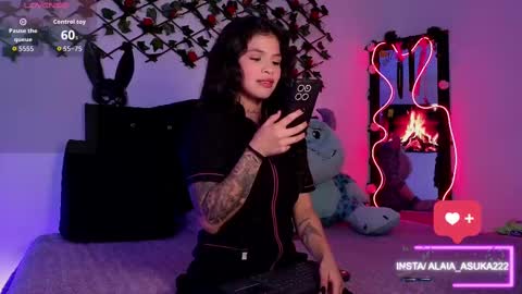 Snapshot of alaia_asuka chatting on November 21, 12:54 am Alaia online show from November 21, 12:54 am