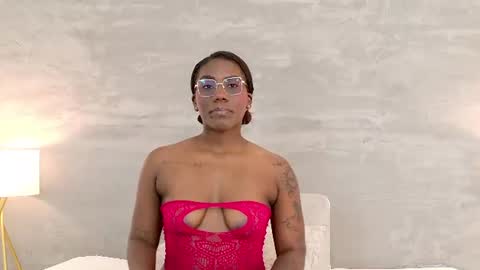 alaia_colins online show from July 9, 4:38 am