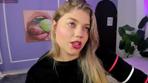 Alaia online show from November 25, 1:11 pm