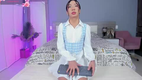 Snapshot of alaiaguerra chatting on October 27, 7:51 pm alaiaguerra online show from October 27, 7:51 pm