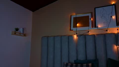 Snapshot of alaiarogers chatting on October 29, 11:34 am Alaia online show from October 29, 11:34 am