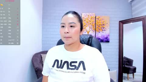 Snapshot of alaiasmile_ chatting on May 19, 7:20 pm online show from May 19, 7:20 pm