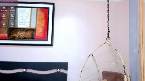 Snapshot of alaiasmile_ chatting on May 23, 7:07 pm online show from May 23, 7:07 pm