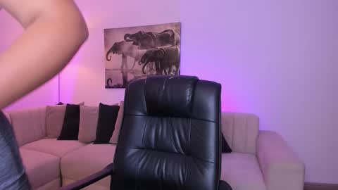 Alaia online show from November 28, 7:38 pm