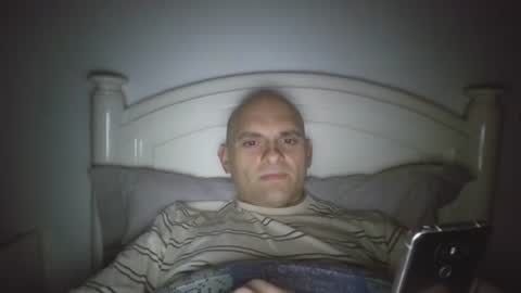 alain766 online show from May 4, 9:44 pm