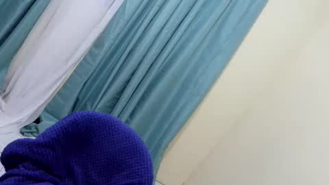 alaiza_malinao online show from June 9, 10:38 am
