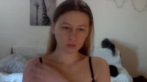 Snapshot of alalaska_ana chatting on March 16, 6:39 am Anna online show from March 16, 6:39 am