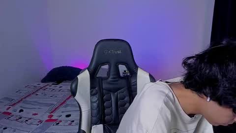 alan18n online show from November 25, 4:45 am