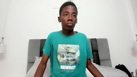 Snapshot of alan_blacke chatting on October 29, 8:10 pm alan_blacke online show from October 29, 8:10 pm