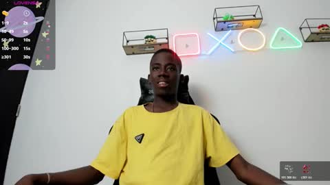 Snapshot of alan_blacke chatting on November 22, 1:10 pm alan_blacke online show from November 22, 1:10 pm