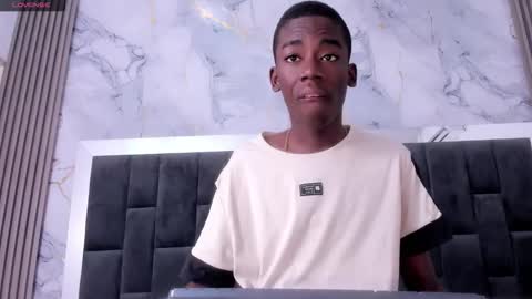 Snapshot of alan_blacke chatting on November 26, 1:12 pm alan_blacke online show from November 26, 1:12 pm