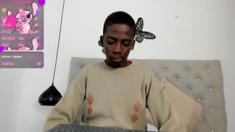 Snapshot of alan_blacke chatting on November 29, 12:52 pm alan_blacke online show from November 29, 12:52 pm