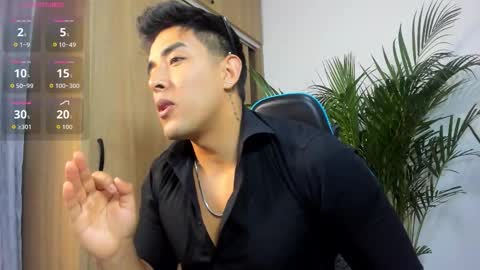 Snapshot of alan_greek_1 chatting on October 26, 9:26 am Alan greek online show from October 26, 9:26 am