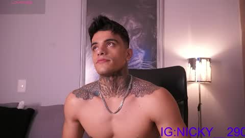 alan_morrys online show from April 29, 12:05 am