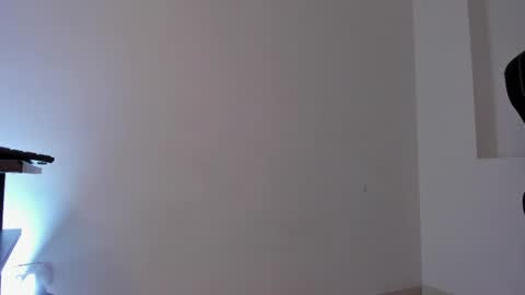 Snapshot of alan_muscle chatting on February 26, 8:26 am Alan online show from February 26, 8:26 am