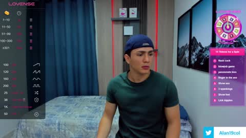 Snapshot of alan_nd_kevin chatting on January 30, 11:33 am Alan Kevin can we reach 100 thumbs up please guys online show from January 30, 11:33 am