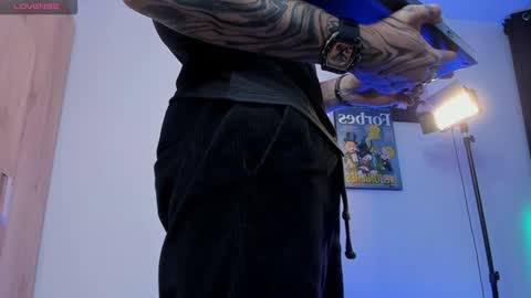 Alan online show from December 3, 10:07 pm