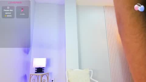 Snapshot of alana__rossetti chatting on June 2, 12:07 pm Alana online show from June 2, 12:07 pm