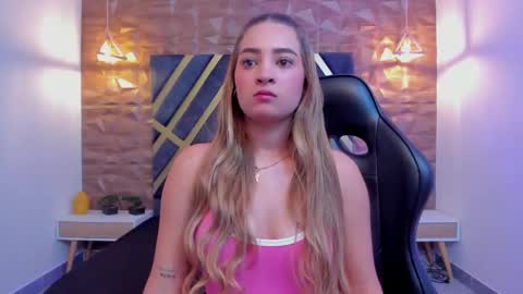 ALANA COX online show from December 4, 11:24 pm