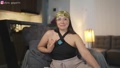Snapshot of alana_gasparani chatting on June 25, 10:14 pm Alana Gasparini online show from June 25, 10:14 pm