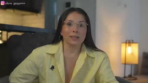 Snapshot of alana_gasparani chatting on August 2, 8:40 pm Alana Gasparini online show from August 2, 8:40 pm