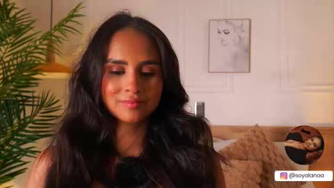 Snapshot of alana_haze chatting on November 3, 3:41 am Alana online show from November 3, 3:41 am