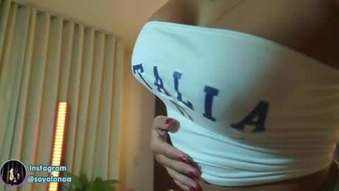 Snapshot of alana_haze chatting on June 7, 6:39 am Alana online show from June 7, 6:39 am