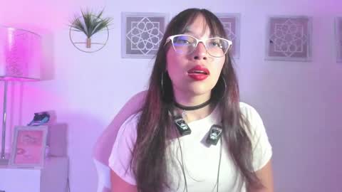 Snapshot of alana_jansen chatting on January 15, 4:25 am Alana online show from January 15, 4:25 am