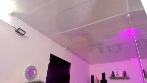 Maeve  online show from February 9, 11:25 am