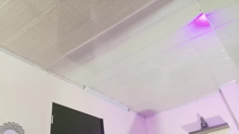 Maeve  online show from October 29, 11:45 am