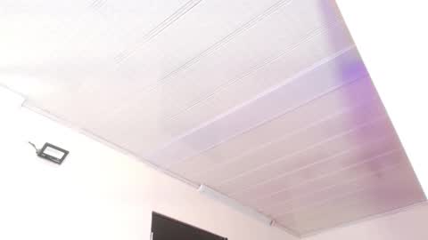 Maeve  online show from January 7, 11:34 am