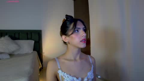 Snapshot of alana_sofia_ chatting on May 16, 2:05 pm Alana Tobias online show from May 16, 2:05 pm