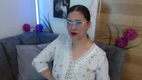 Alana  online show from March 26, 7:41 pm