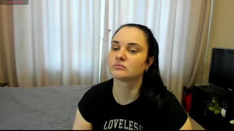 Snapshot of alanabrox chatting on May 26, 11:39 am Julia online show from May 26, 11:39 am