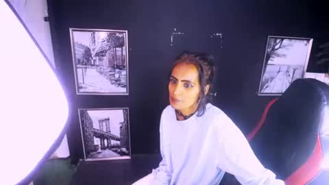 Snapshot of alanadelray chatting on November 16, 8:31 am alanadelray online show from November 16, 8:31 am