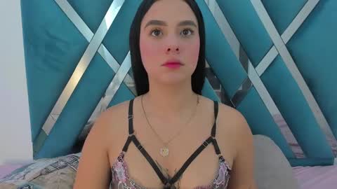 Alana Flores online show from September 20, 11:44 am