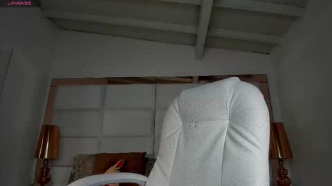 alanah_connors online show from November 29, 10:13 pm