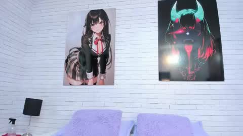 Snapshot of alanahell_ chatting on March 6, 9:00 pm ALANA online show from March 6, 9:00 pm