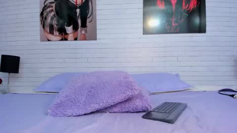 Snapshot of alanahell_ chatting on March 19, 11:42 pm ALANA online show from March 19, 11:42 pm