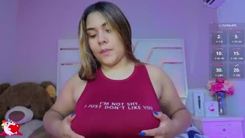 Snapshot of alanarousse_ chatting on July 17, 12:01 pm alanarousse_ online show from July 17, 12:01 pm