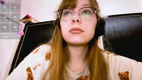 Stella online show from December 19, 8:10 am