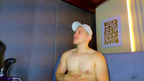 Alan Ferrer online show from July 9, 10:41 am