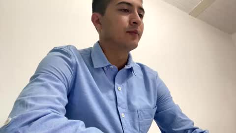 alanj998 online show from November 12, 2:56 am