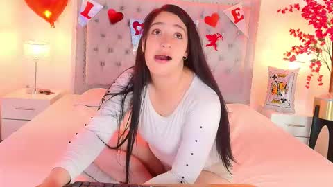 Alanna  online show from February 15, 3:36 am