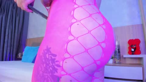 Snapshot of alanna_hank chatting on November 11, 2:11 am Alanna online show from November 11, 2:11 am