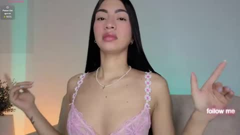 Snapshot of alannah__ chatting on May 8, 11:59 am online show from May 8, 11:59 am
