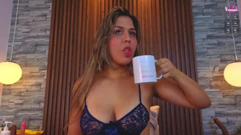 Snapshot of alannavidal chatting on May 26, 3:02 am alannavidal online show from May 26, 3:02 am