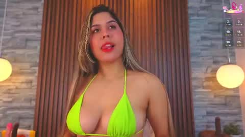 Snapshot of alannavidal chatting on June 10, 3:18 am alannavidal online show from June 10, 3:18 am