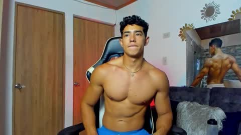 Snapshot of alansex66 chatting on May 16, 12:18 am Alan online show from May 16, 12:18 am